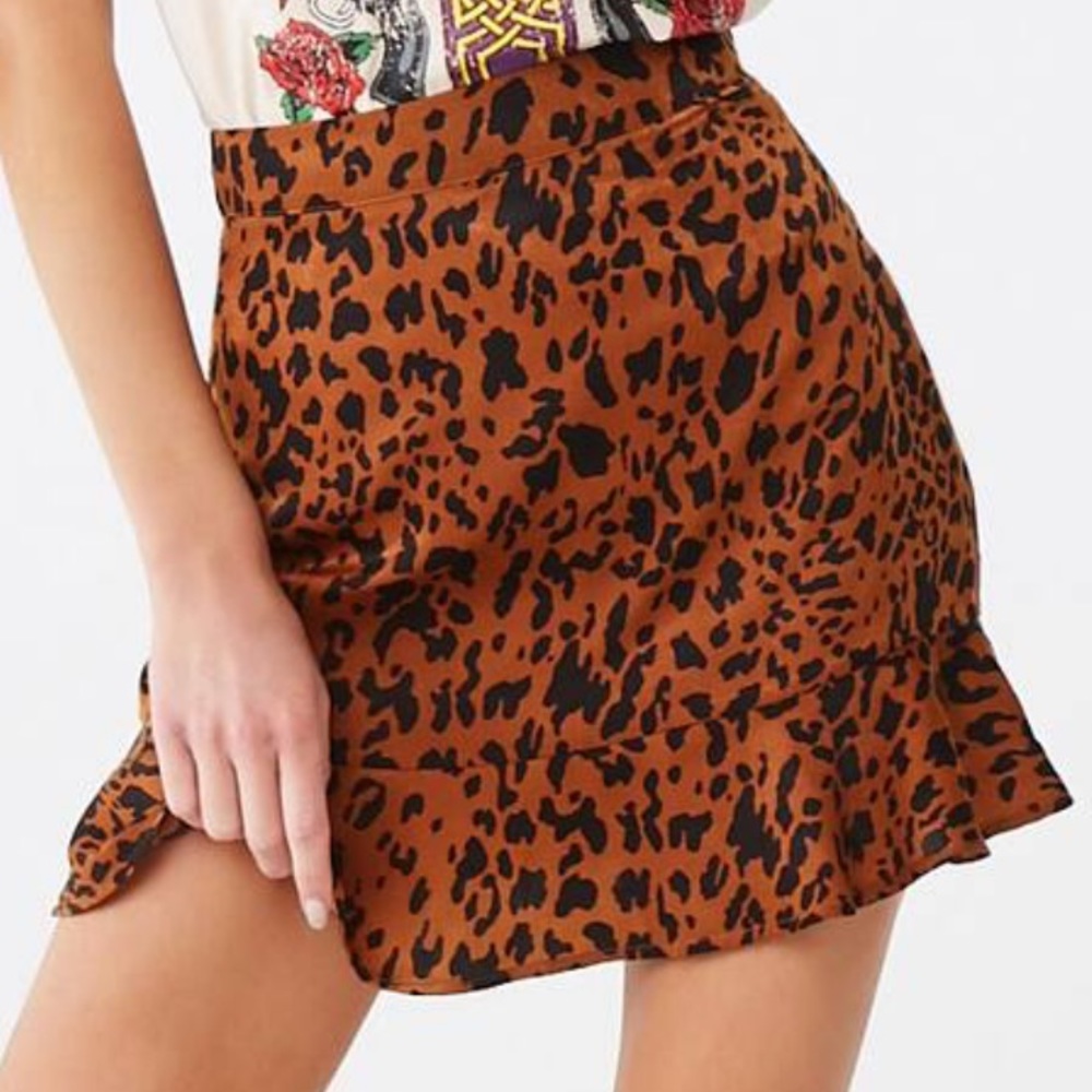 Forever 21 Leopard Skirt